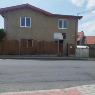 Prodej rodinného domu 196 m² Svojetice, Choceradská