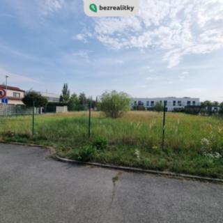 Prodej stavební parcely 855 m² Praha Dolní Chabry, Jana Marka