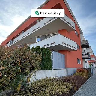 Prodej bytu 2+kk 63 m² Praha Pitkovice, Pýchavková