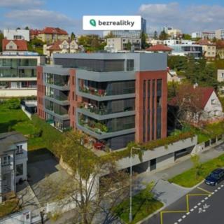 Prodej bytu 2+kk 101 m² Praha Podolí, Jeremenkova