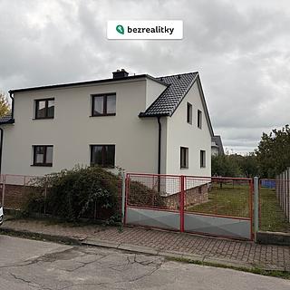 Prodej rodinného domu 220 m² Pelhřimov