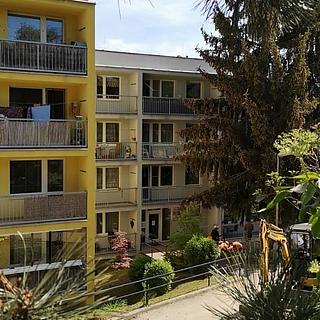 Prodej bytu 1+kk a garsoniéry 40 m² Mělník, Kosmonautů