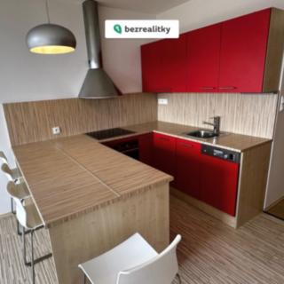 Prodej bytu 1+kk a garsoniéry 30 m² Praha Modřany, Vitošská