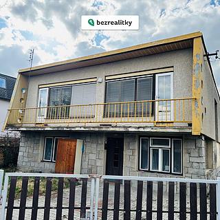 Prodej rodinného domu 103 m² Kostelec na Hané, Dvorek