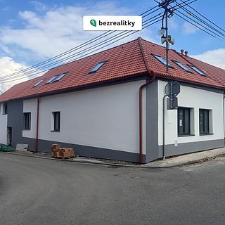 Prodej bytu 3+kk 93 m² Dub