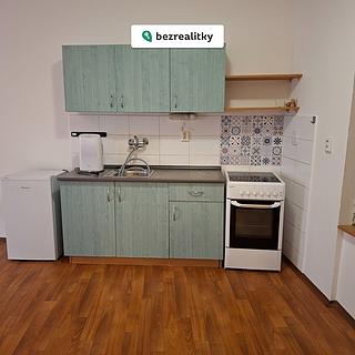 Prodej bytu 1+kk, garsoniery 31 m² Kutná Hora