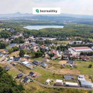 Prodej stavební parcely 805 m² Dubí Mstišov