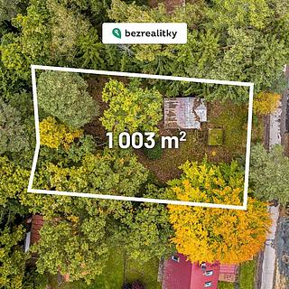 Prodej stavební parcely 1003 m² Jevany