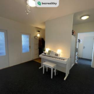 Prodej bytu 4+1 104 m² Praha