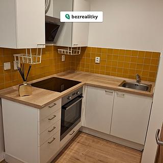 Prodej bytu 2+kk 35 m&sup2; Praha