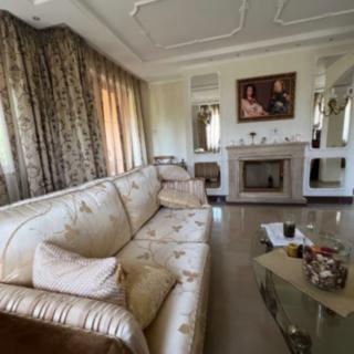 Prodej rodinného domu 370 m² Nová Role Mezirolí