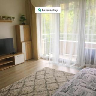 Prodej bytu 1+kk a garsoniéry 39 m² Praha Horní Měcholupy, Mantovská