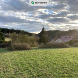 Prodej stavební parcely 1281 m² Střemošice