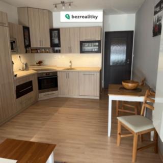 Prodej bytu 3+kk 86 m² Benešov
