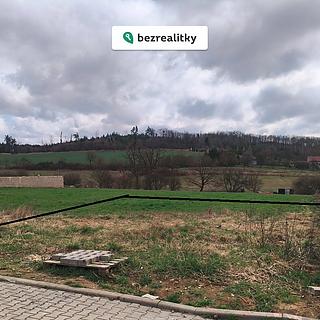 Prodej stavební parcely 750 m² Malá Lhota