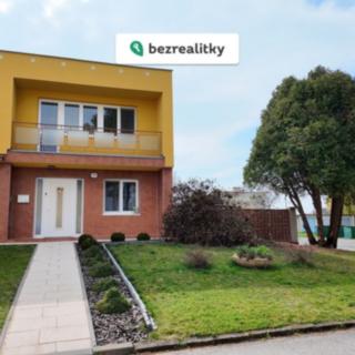 Prodej rodinného domu 300 m² Lednice, Sídl. Osvobození