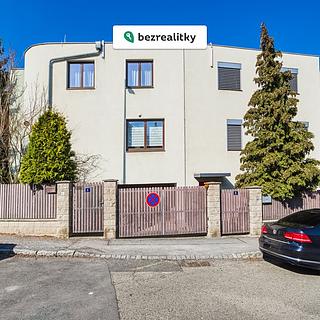 Prodej bytu 5+1 a více 190 m² Praha Hostivař, U dvojdomů