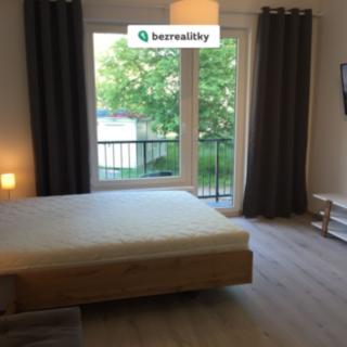 Prodej bytu 1+kk a garsoniéry 30 m² Mariánské Lázně, Chebská