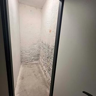 Prodej Ostatních komerčních prostor 2 m&sup2; Praha