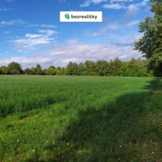 Prodej stavební parcely 1 800 m² Chrudim
