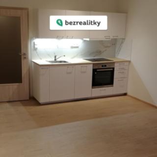 Prodej bytu 1+kk, garsoniery 34 m² Praha