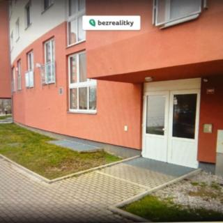 Prodej bytu 1+kk a garsoniéry 32 m² Beroun -Město, Nepilova