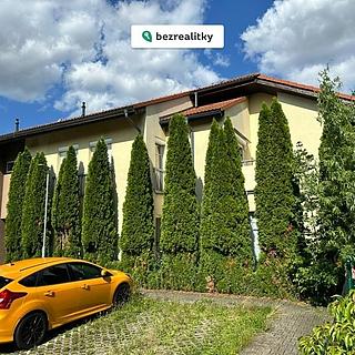 Prodej bytu 1+kk a garsoniéry 42 m² Přezletice, U Ctěnického Potoka