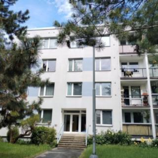 Prodej bytu 4+1 75 m² Praha Háje, Hviezdoslavova