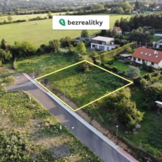 Prodej stavební parcely 1 066 m² Černolice