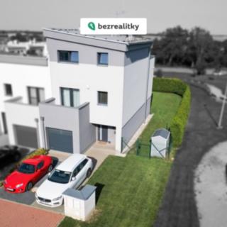 Prodej rodinného domu 179 m² Praha Horní Počernice, Rajhradská