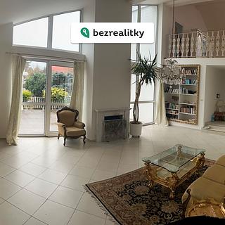 Prodej rodinného domu 467 m² Senohraby