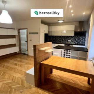 Prodej bytu 3+kk 77 m² Praha