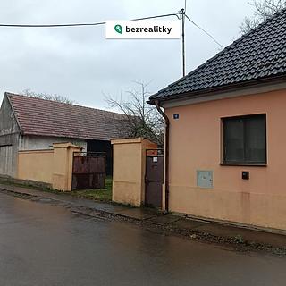 Prodej rodinného domu 283 m² Hostovlice