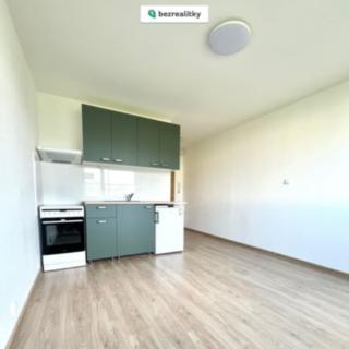 Prodej bytu 1+kk a garsoniéry 21 m² Ústí nad Labem Severní Terasa, Pod Parkem