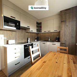 Prodej bytu 2+1 55 m² Telč Telč-Staré Město, Radkovská