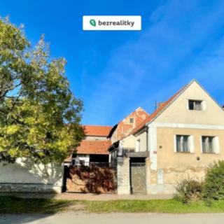 Prodej rodinného domu 100 m² Kněževes
