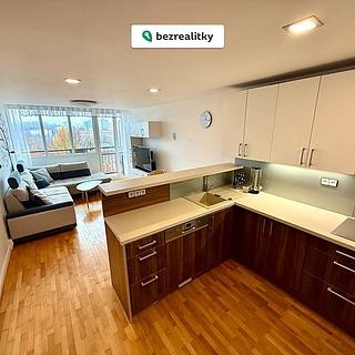 Prodej bytu 3+kk 65 m² Liberec V-Kristiánov, Dvorská