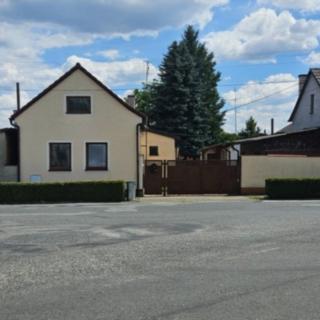 Prodej rodinného domu 170 m² Srbice