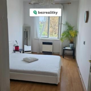 Prodej bytu 2+1 49 m² Praha Vinohrady, Šrobárova