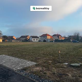 Prodej stavební parcely 740 m² Libice nad Cidlinou