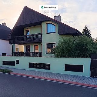 Prodej rodinného domu 396 m² Chomutov, Karla Čapka