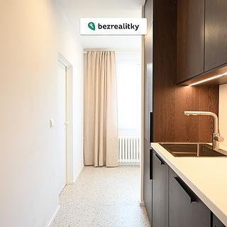 Prodej bytu 3+1 80 m² Praha Zličín, Nedašovská