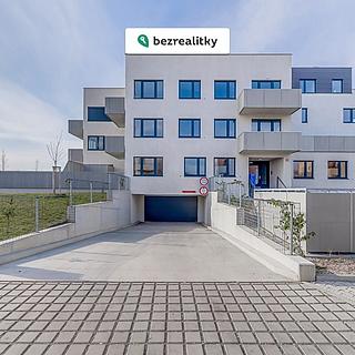 Prodej bytu 3+kk 80 m² Horoměřice, Karla IV.