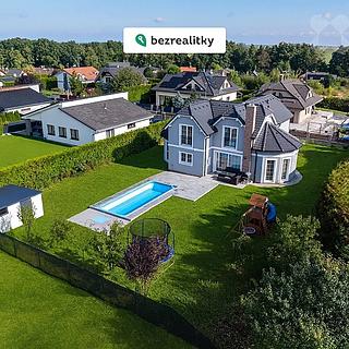 Prodej rodinného domu 189 m² Zlatá