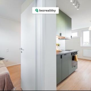 Prodej bytu 2+kk 33 m² Praha Krč, Obětí 6. května