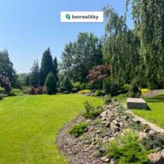 Prodej stavební parcely 1800 m² Žandov