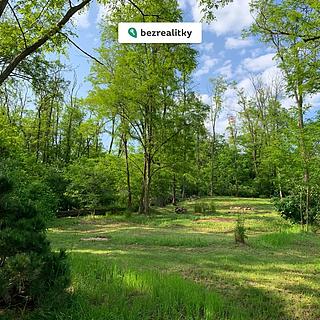 Prodej stavební parcely 2112 m² Nebovidy