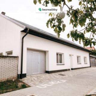 Prodej rodinného domu 144 m² Prace