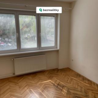Prodej bytu 3+1 78 m² Hustopeče, Okružní