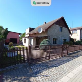 Prodej rodinného domu 102 m² Holohlavy